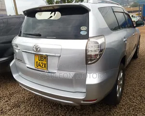 Toyota Vanguard 2009 Silver