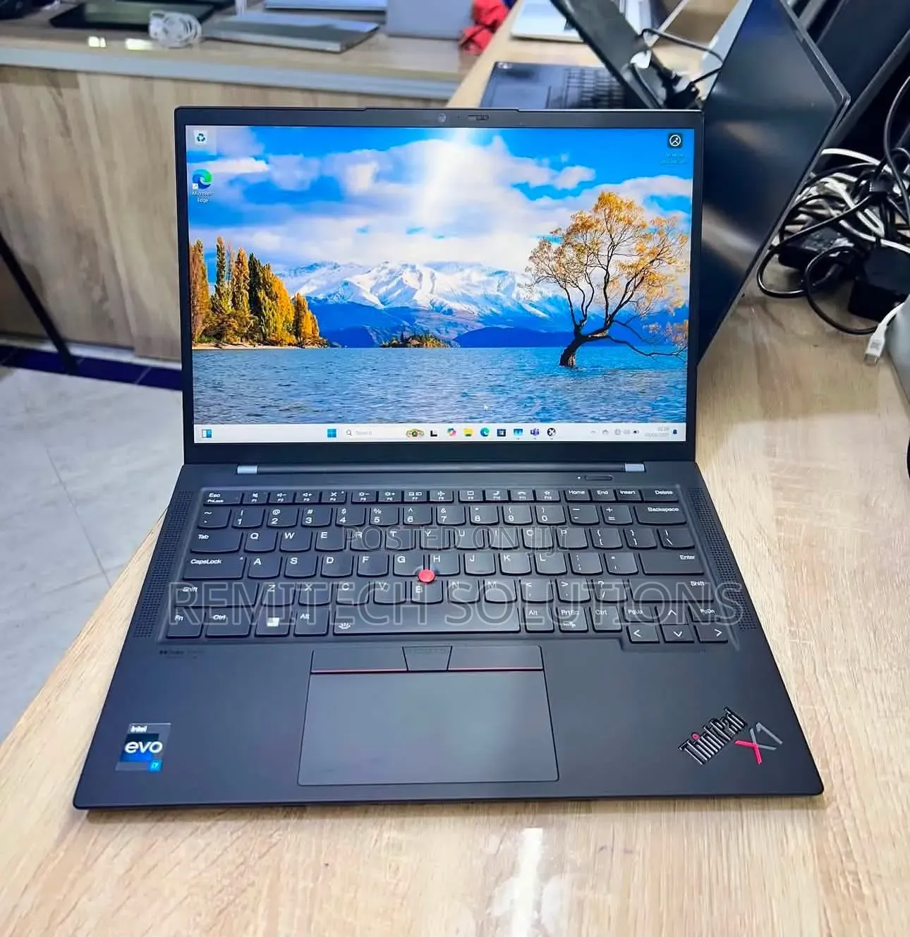 New Laptop Lenovo ThinkPad X1 Carbon 16GB Intel Core i7 SSD 2T