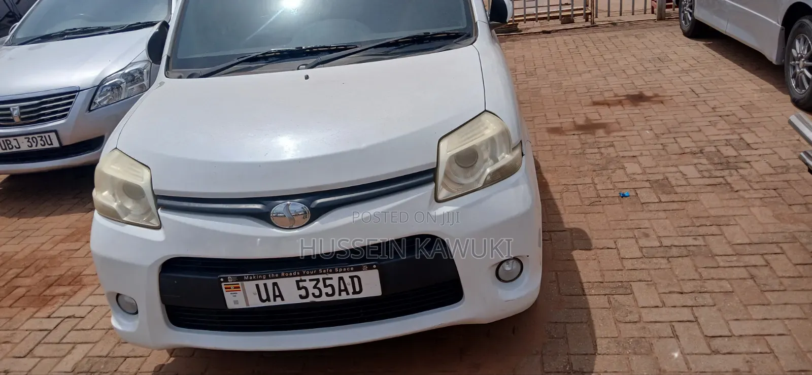 Toyota Sienta 2012 White