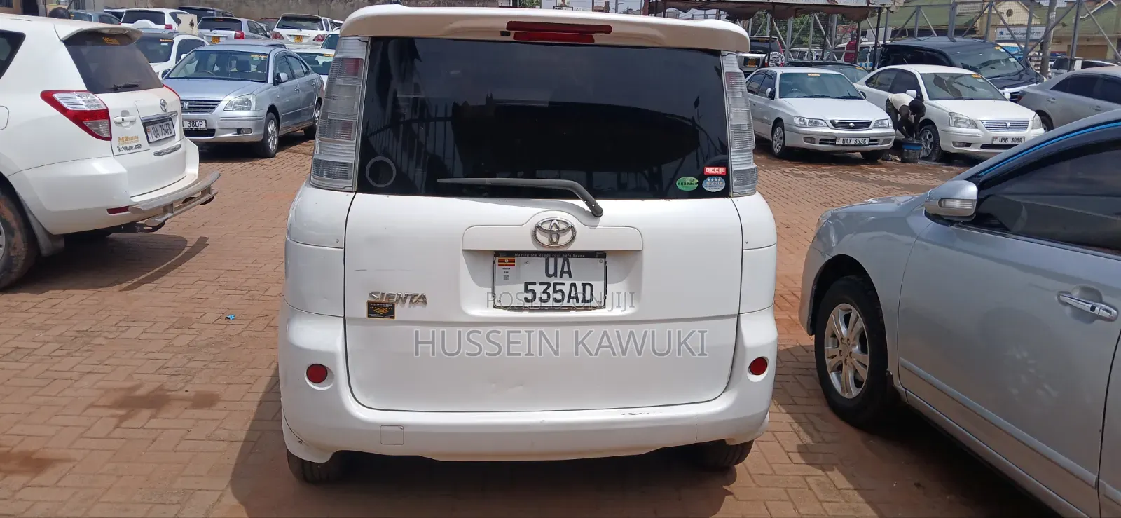 Toyota Sienta 2012 White
