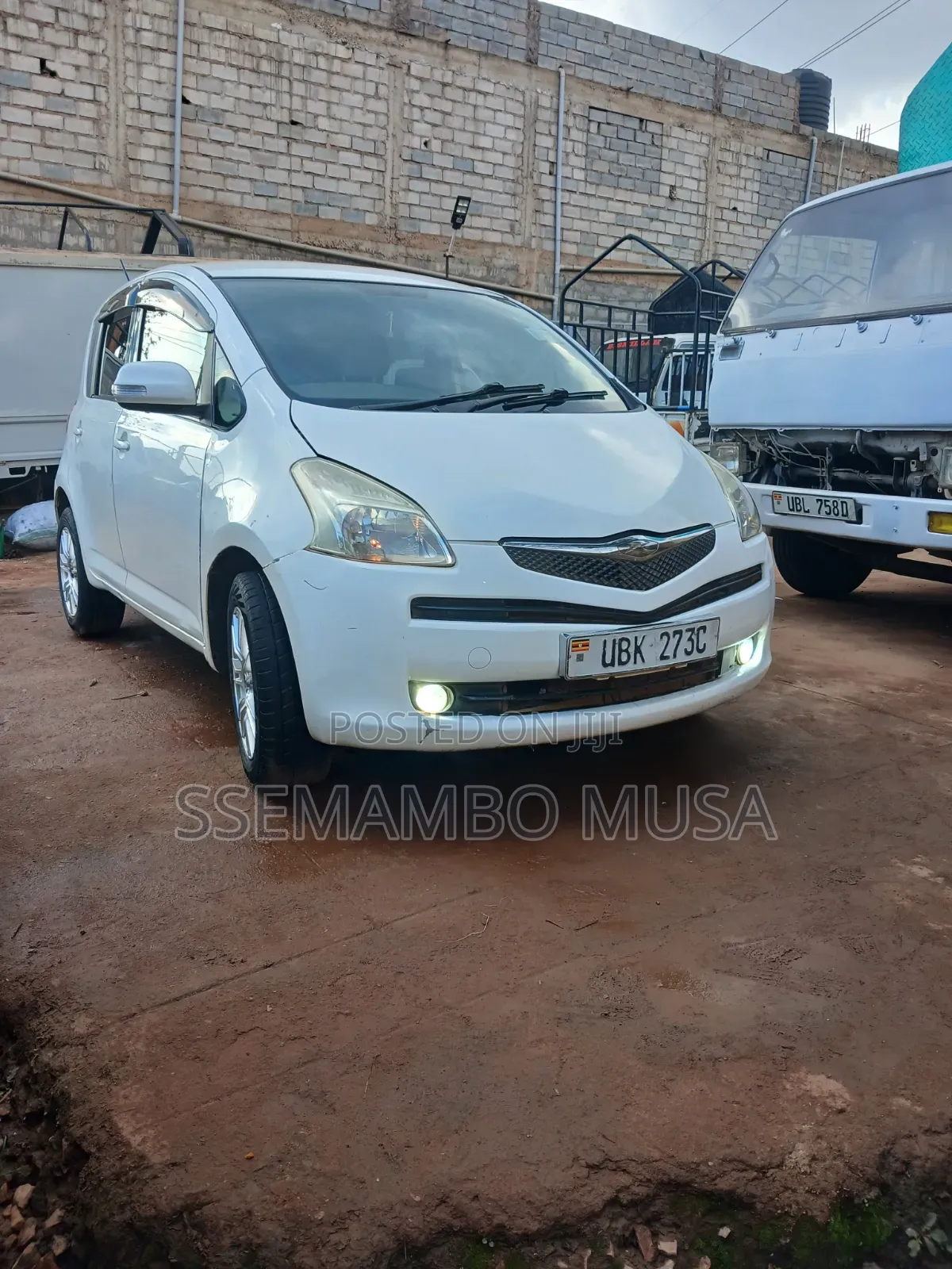 Toyota Ractis 1.3 FWD 2006 White