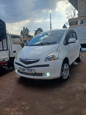 Toyota Ractis 1.3 FWD 2006 White