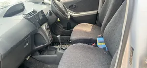 Toyota Vitz 2008 Silver