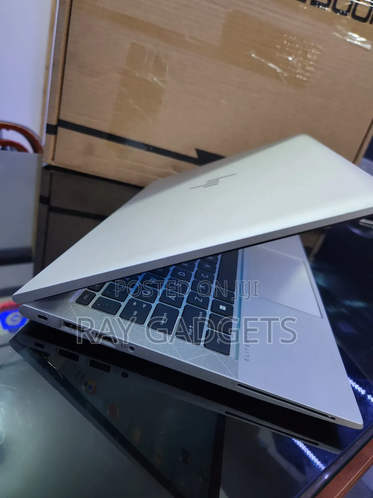 New Laptop HP EliteBook 830 G8 16GB Intel Core i7 SSD 512GB
