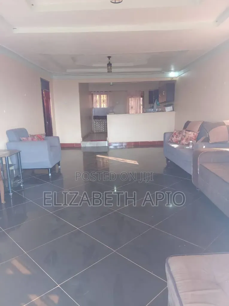 4bdrm House in Jomayi Estate, Nama for rent