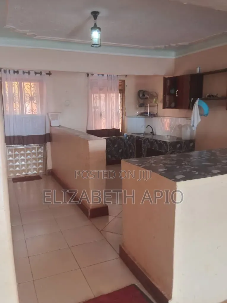 4bdrm House in Jomayi Estate, Nama for rent