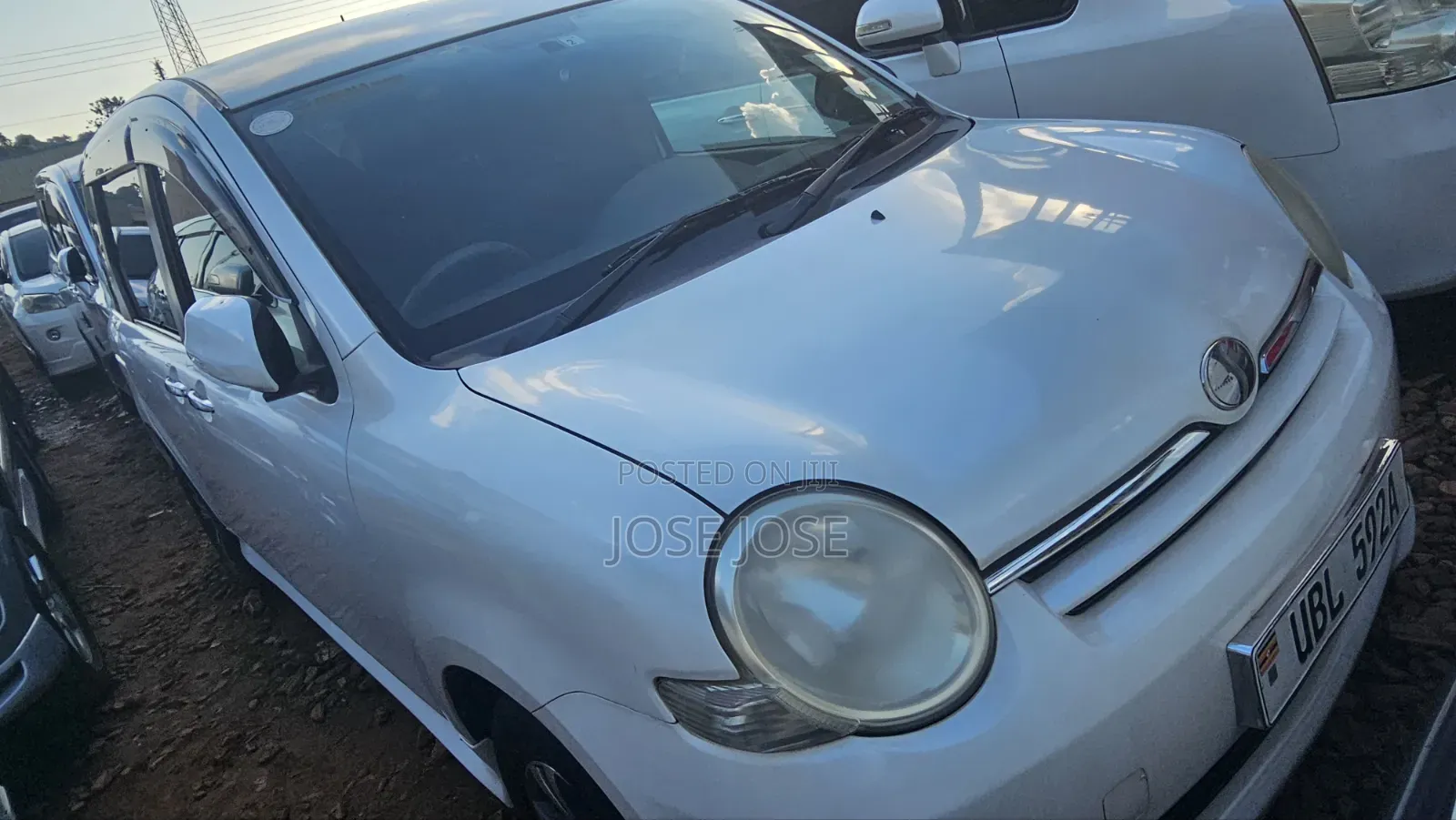 Toyota Sienta 2008 White
