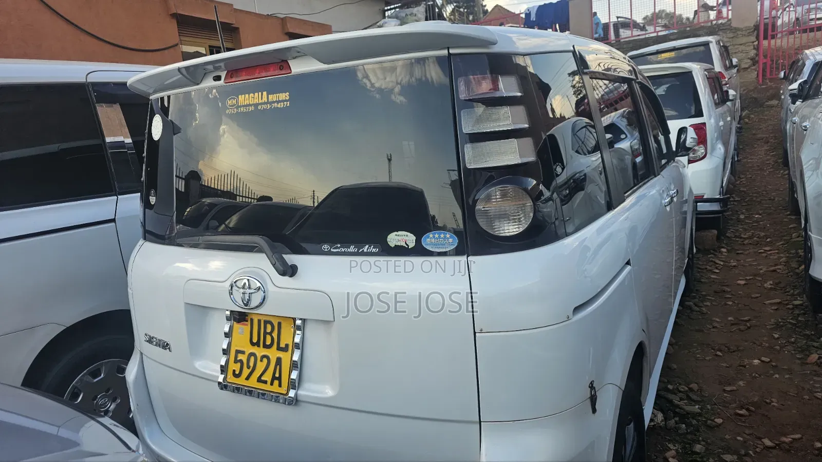 Toyota Sienta 2008 White