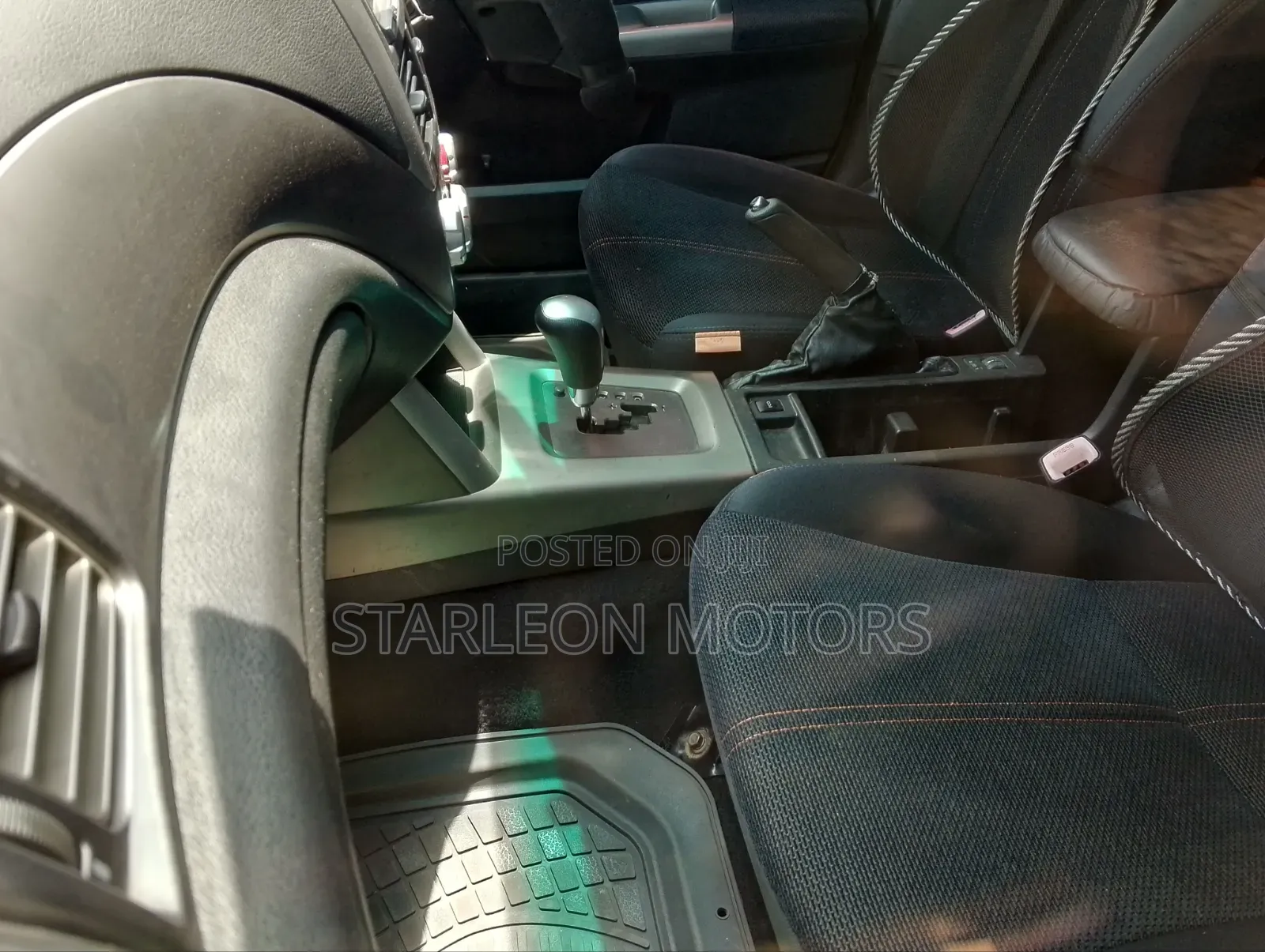 Subaru Forester 2010 Silver