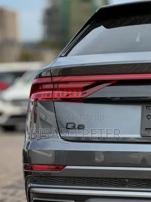 Audi Q5 45 Premium AWD quattro 2020 Gray