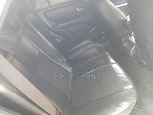 Toyota Harrier 2001 Gold