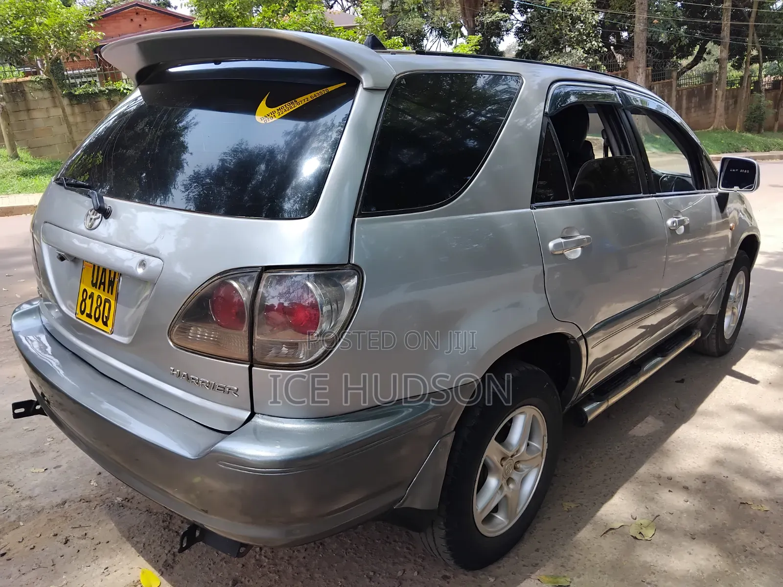 Toyota Harrier 2001 Gold