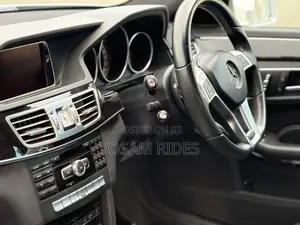 Mercedes-Benz E300 2013 Silver