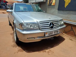 Mercedes-Benz C200 2000 Silver