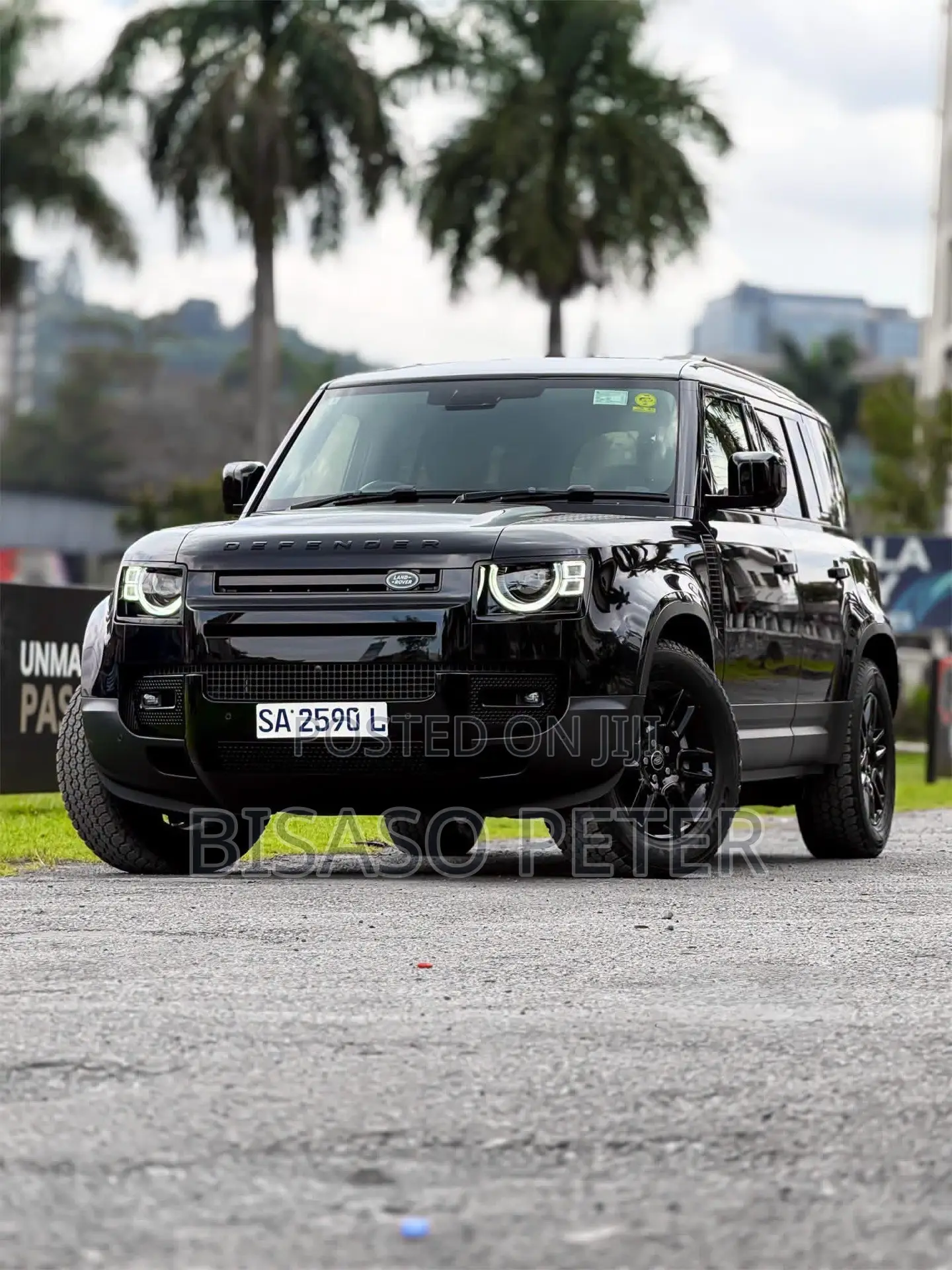 Land Rover Defender 2021 Black