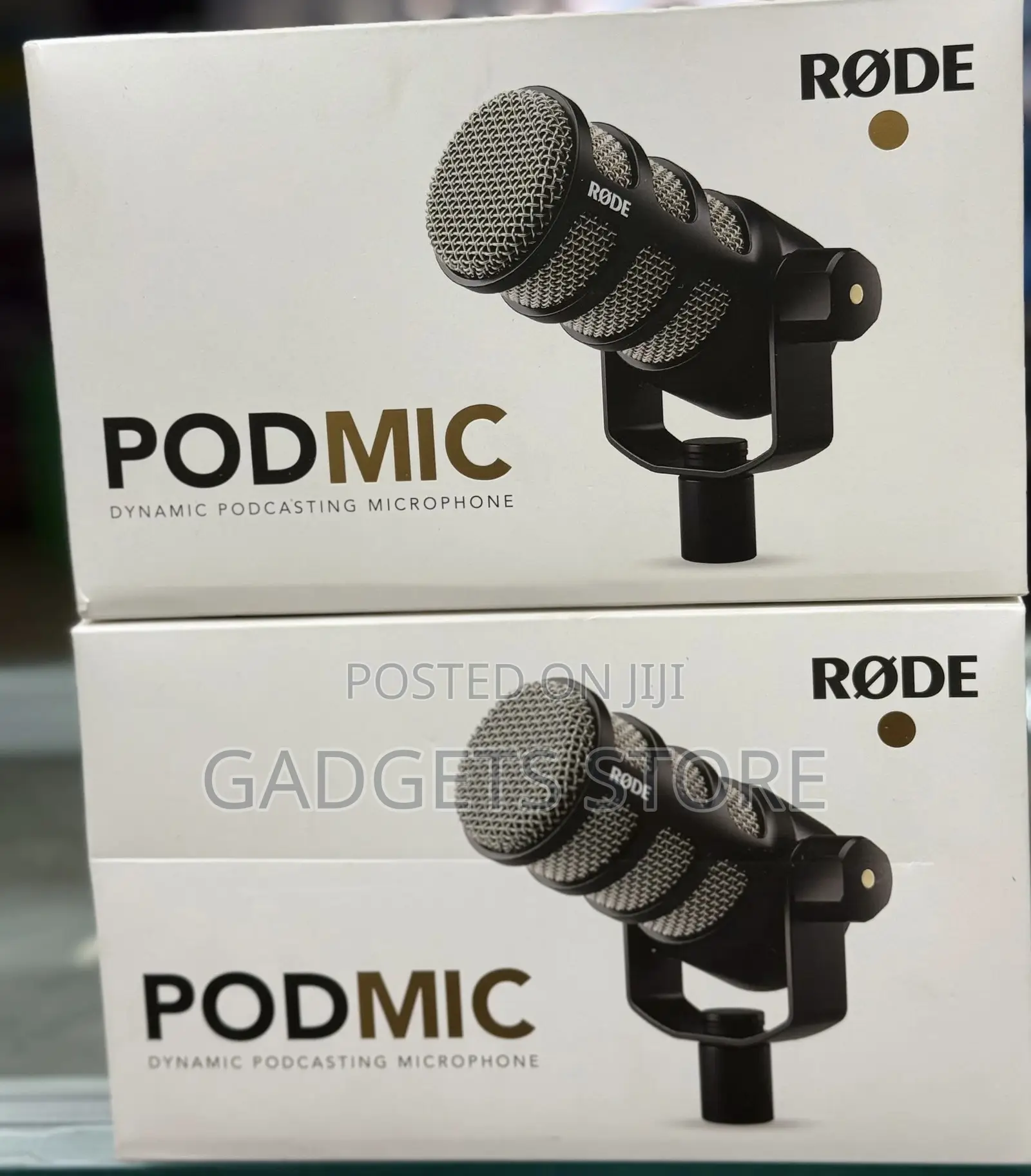RØDE PodMic,