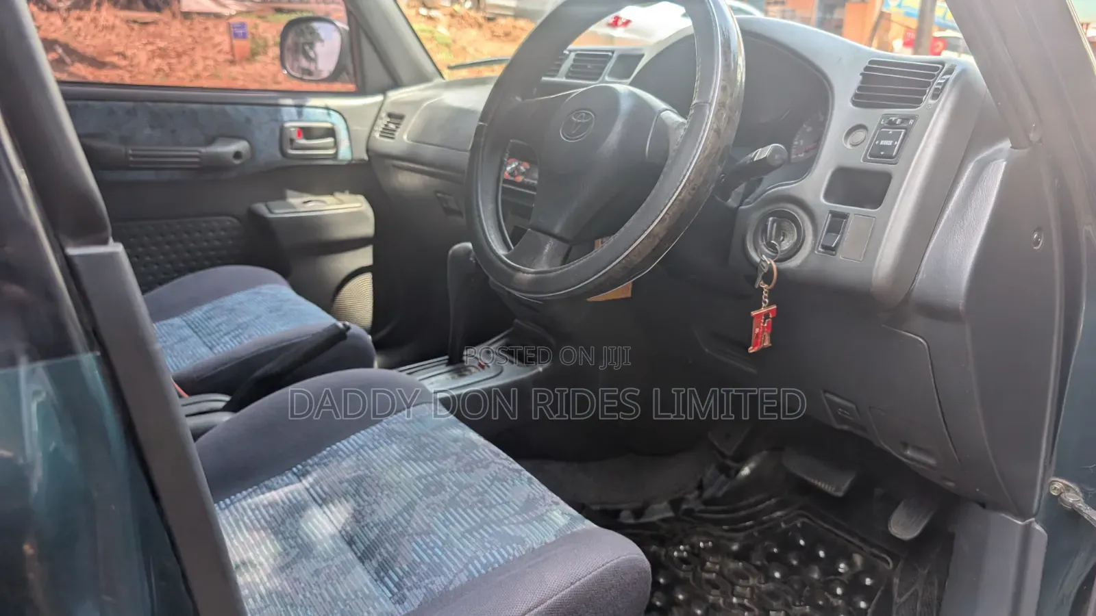 Toyota RAV4 1999 Green