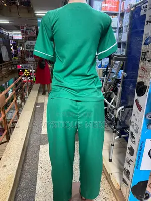Professional Nurse's Scrub Set