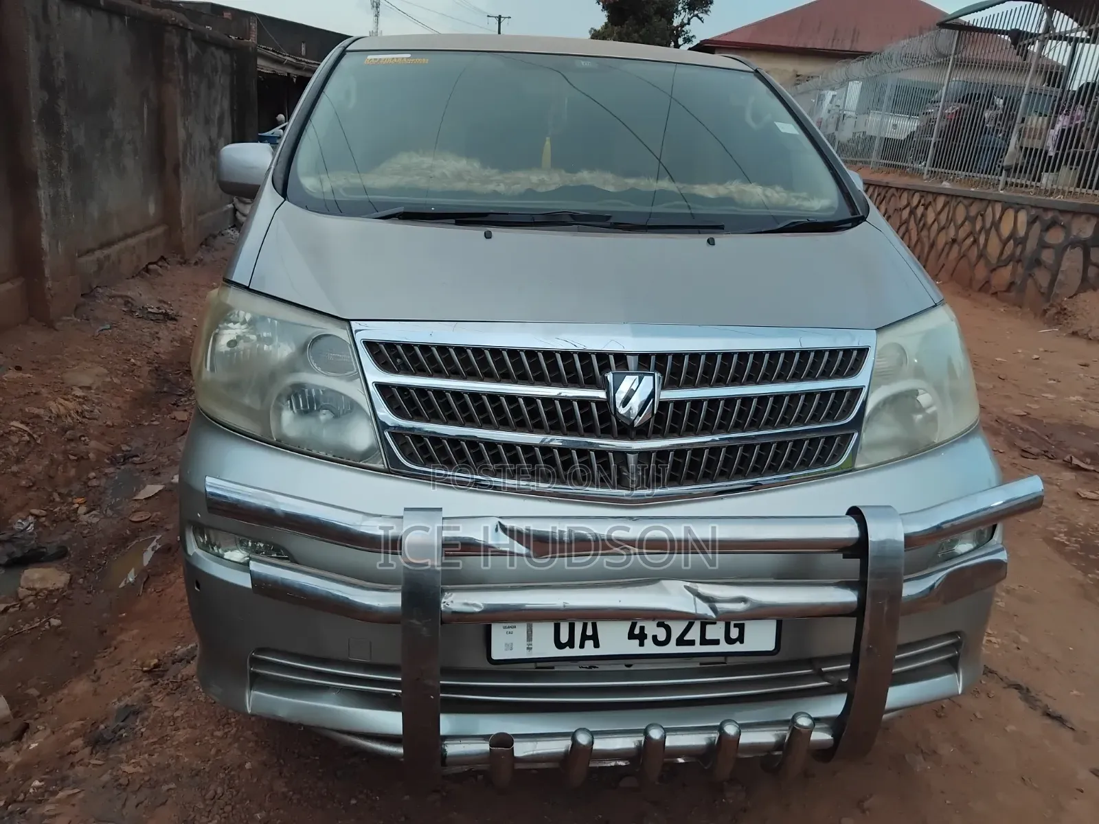 Toyota Alphard 2006 Gray
