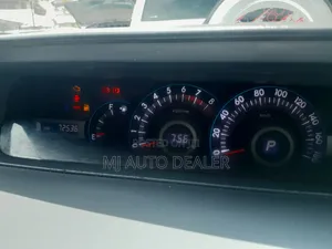 Toyota Noah 2010 Silver