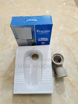 Toilet With Cristina Plastic Frencia