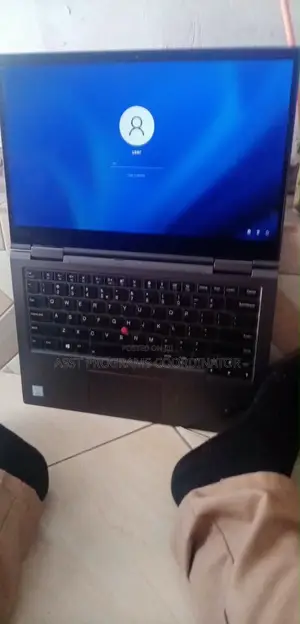 Laptop Lenovo ThinkPad X1 Carbon 16GB Intel Core i5 HDD+SSD 256GB