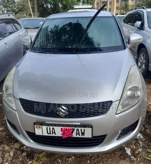 Suzuki Swift 2012 Silver
