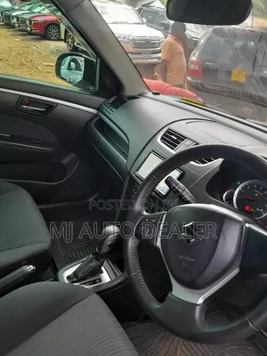 Suzuki Swift 2012 Silver