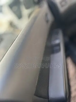 Toyota Noah 2005 Silver