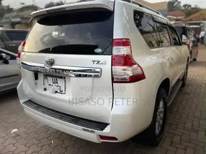 Toyota Land Cruiser Prado 2016 White
