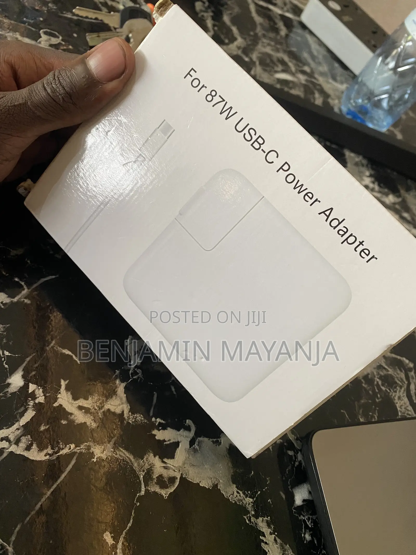 87W USB-C Fast Charging Power Adapter (Slightly Used)