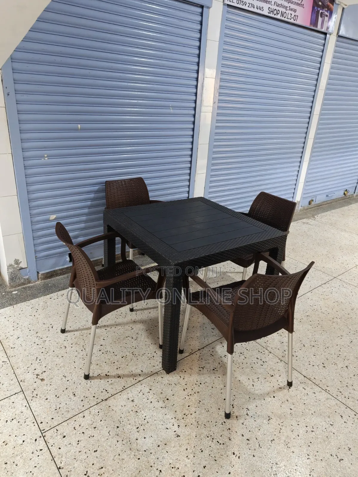 Classic Dining Plastic Table and Chairs Plastic Table and Chairs