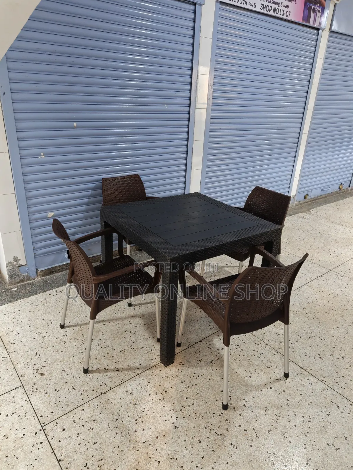 Classic Dining Plastic Table and Chairs Plastic Table and Chairs
