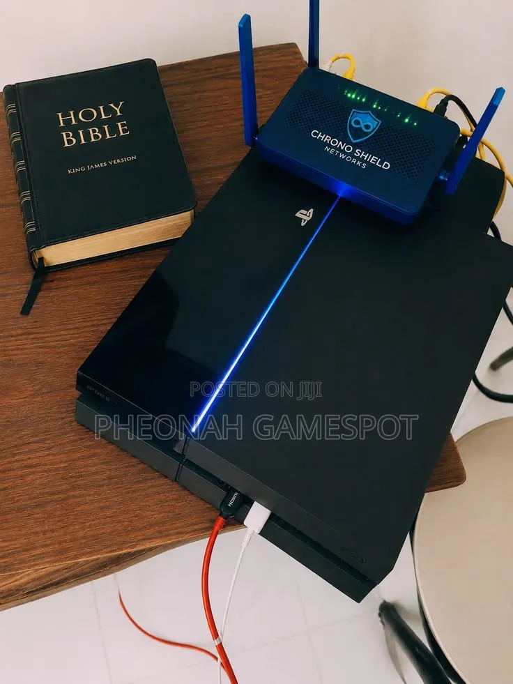 PS4 Standard Console: Your House Becomes a FIFA Parliament 