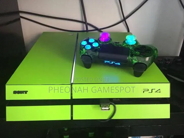 PS4 Standard Console: Your Friends Start Hiding After Losing 