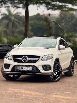 Mercedes-Benz GLE-Class 2018 White
