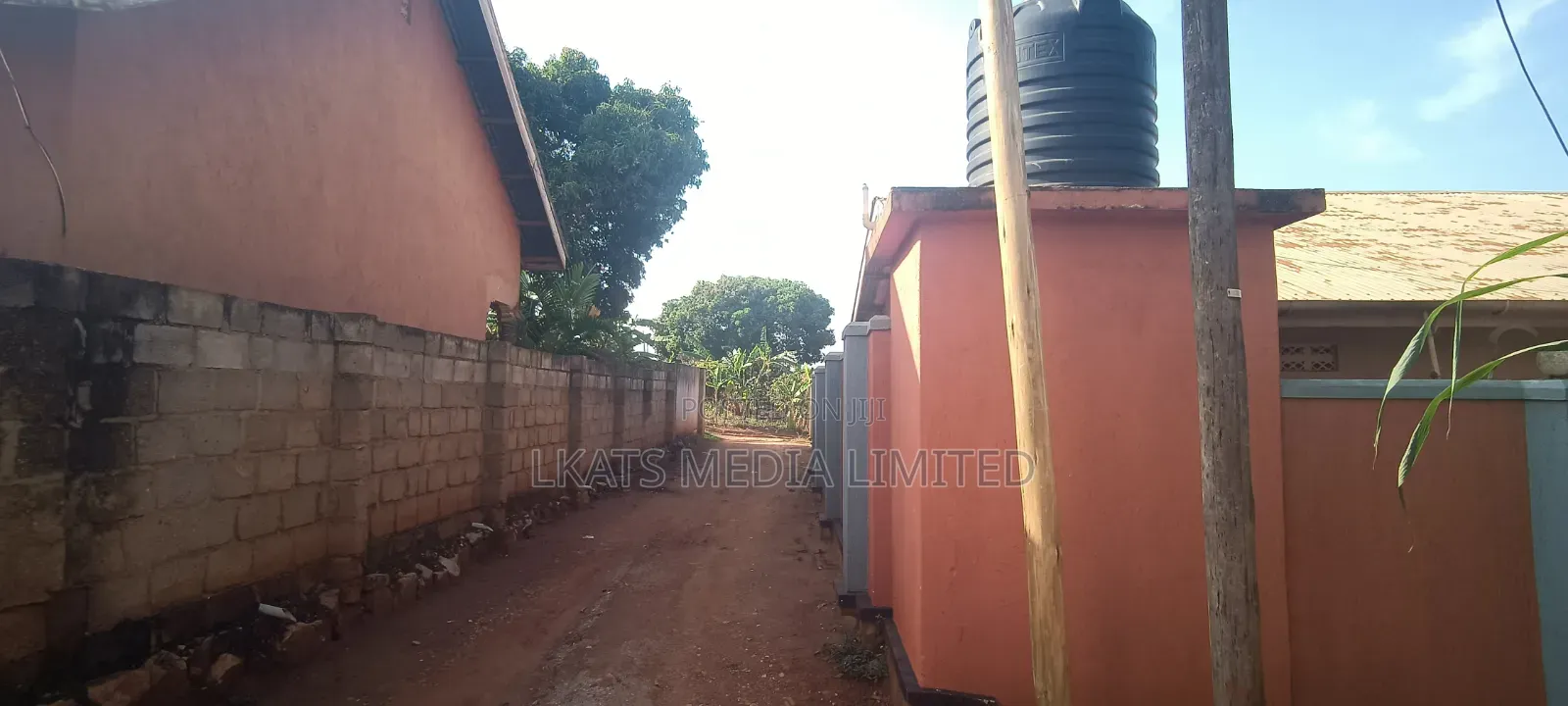 Private Mailo Land Bweya Kitende Entebbe Road Kampala