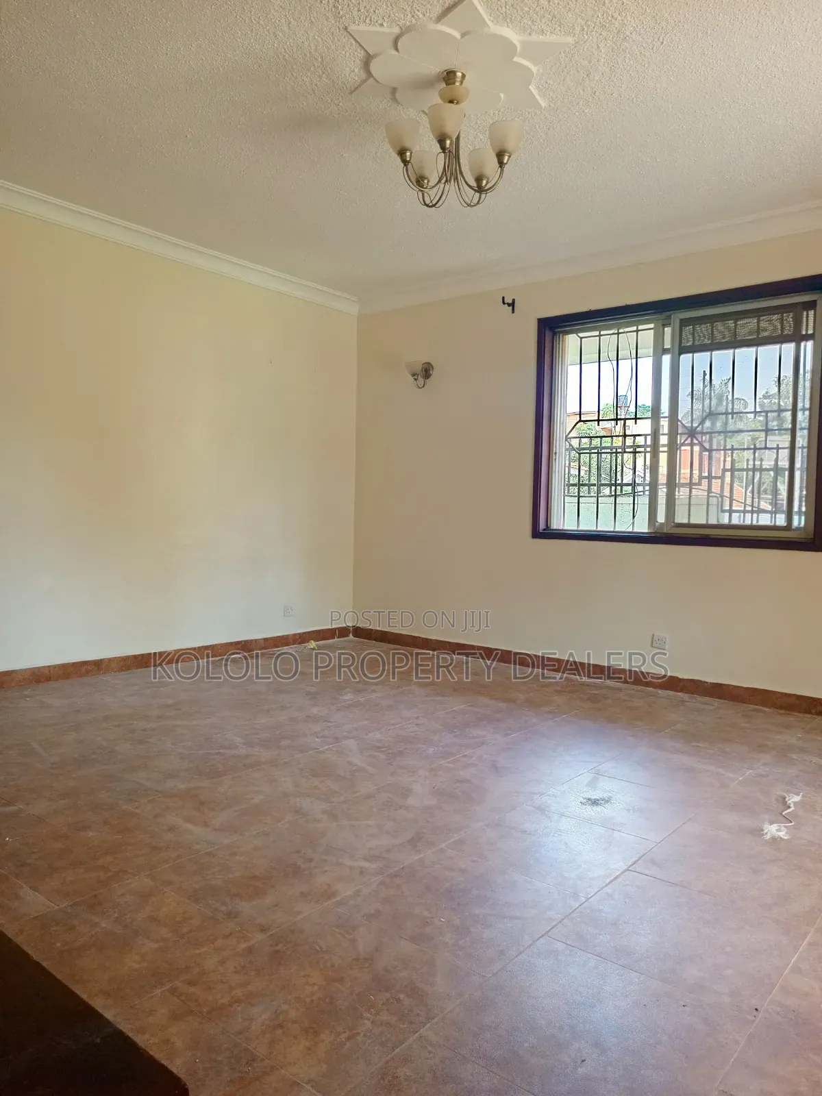 9bdrm Mansion in Bugolobi, Central Division for sale