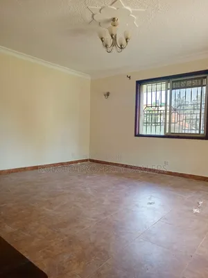 9bdrm Mansion in Bugolobi, Central Division for sale