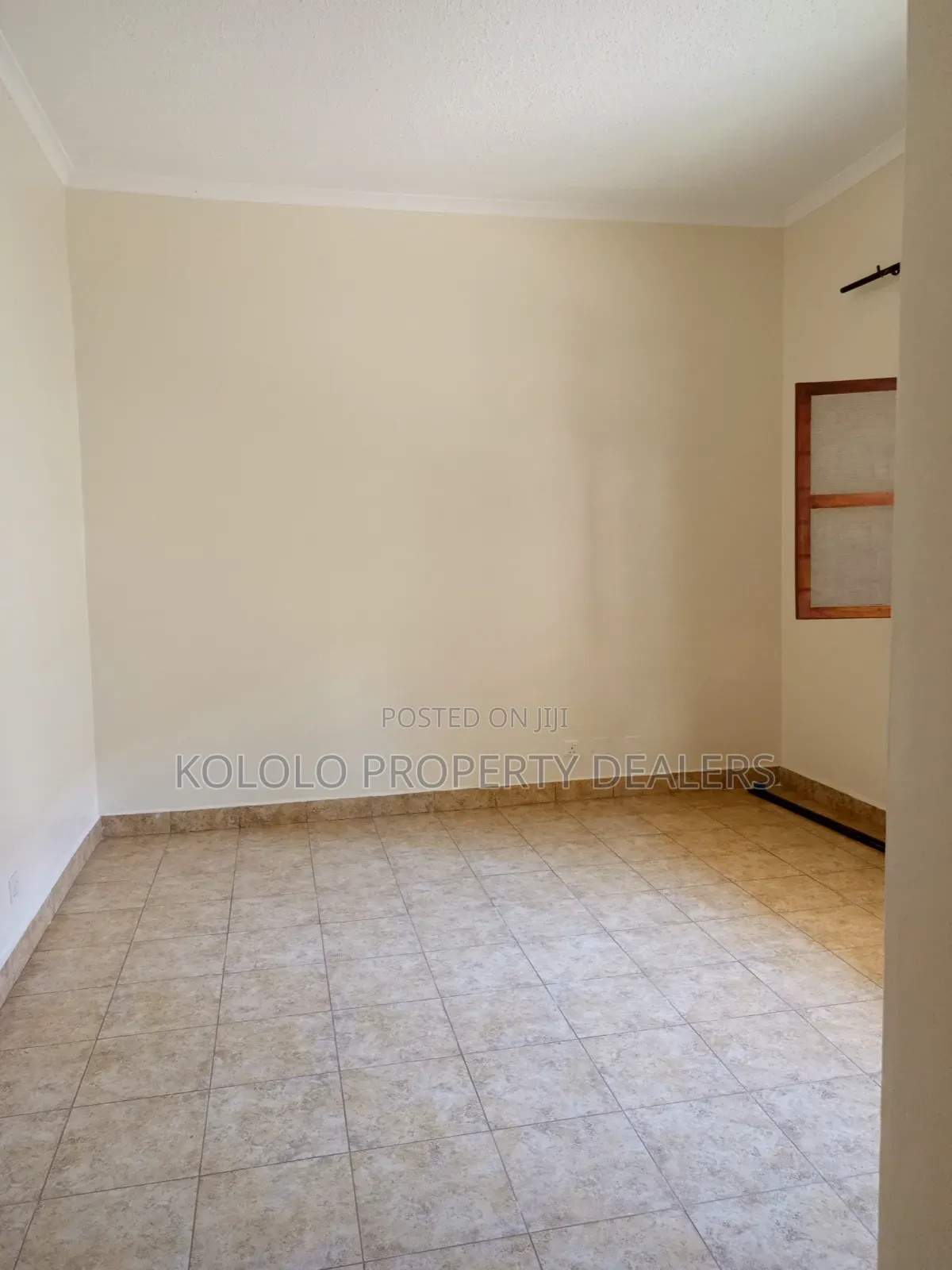 9bdrm Mansion in Bugolobi, Central Division for sale