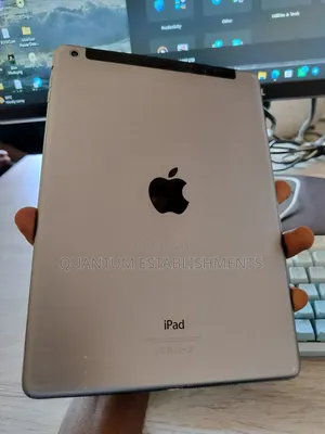 Apple iPad Air (2013) 64 GB Silver