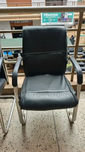 Guest Executive Chairs