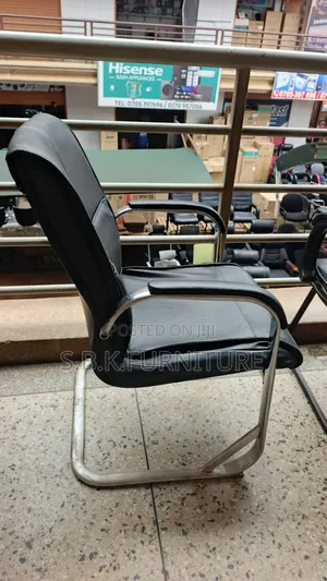 Guest Executive Chairs