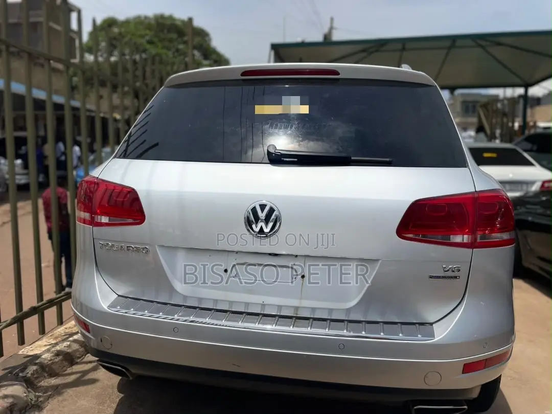 Volkswagen Touareg 2014 Silver