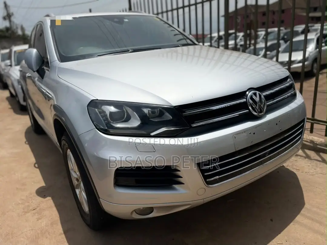 Volkswagen Touareg 2014 Silver