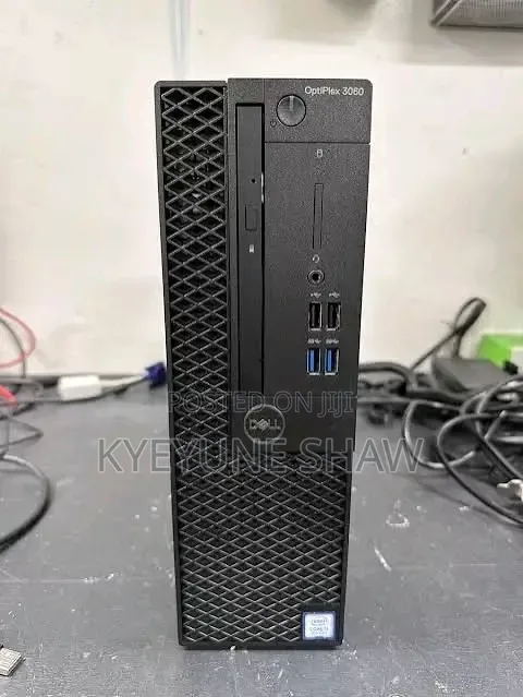 Desktop Computer Dell OptiPlex 3060 8GB Intel Core i3 HDD 500GB