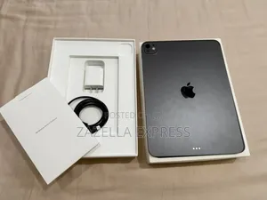 New Apple iPad Pro 13 (2025) 256 GB Black