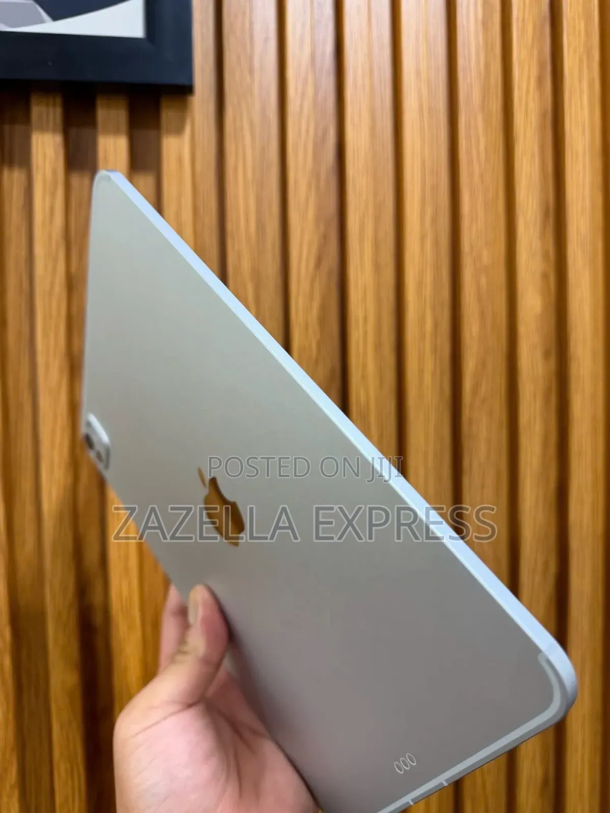 New Apple iPad Pro 13 (2025) 256 GB Black