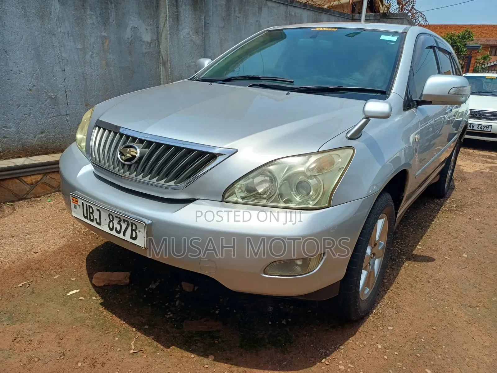 Toyota Harrier 2010 Silver