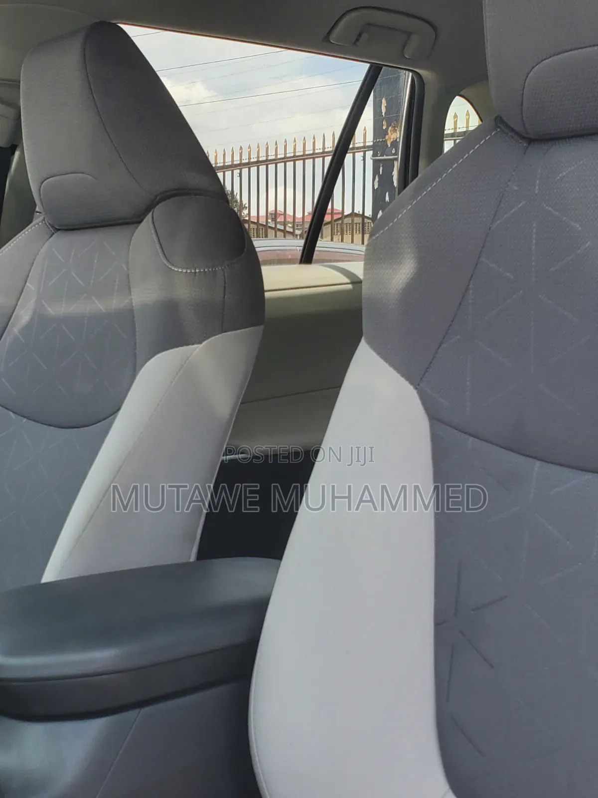 Toyota RAV4 2019 Gray